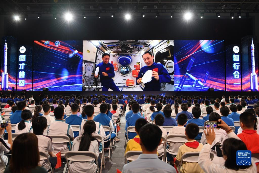 银钻娱乐手机端